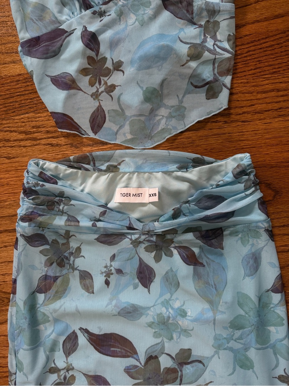 Matching set - Picture 2 of 4